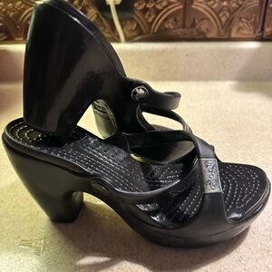 Crocs Cyprus Ladies sandals with Heels